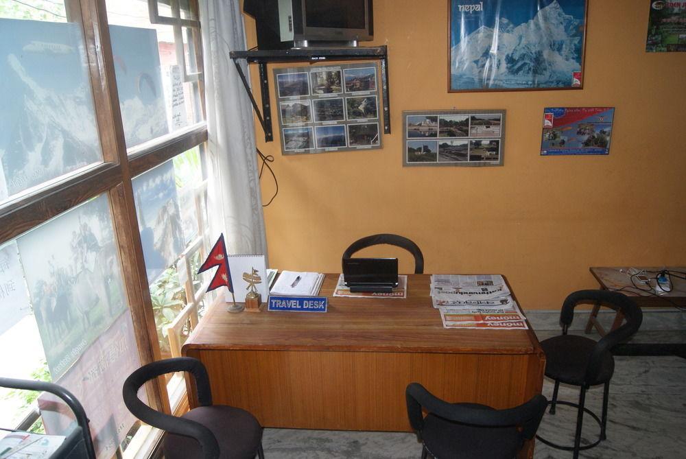 Hotel Pokhara Peace Катманду Экстерьер фото