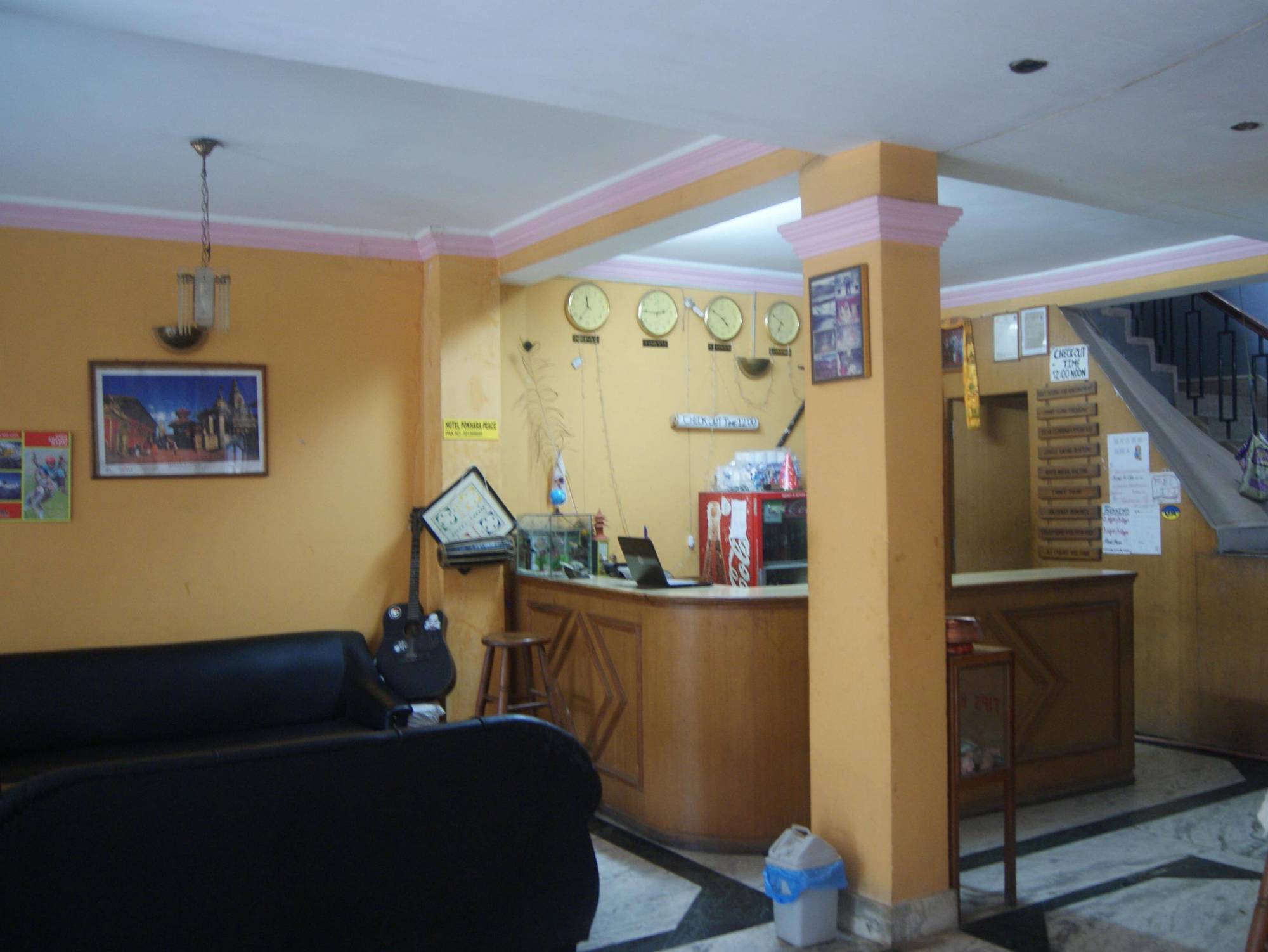 Hotel Pokhara Peace Катманду Экстерьер фото